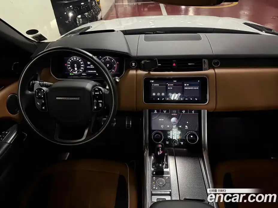 Land Rover Range-Rover Sport 2019 3.0 гидро в Москве, фото 8