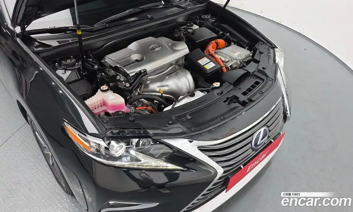 Lexus ES 2017 2.5 гидро в Москве № 766896, фото 6
