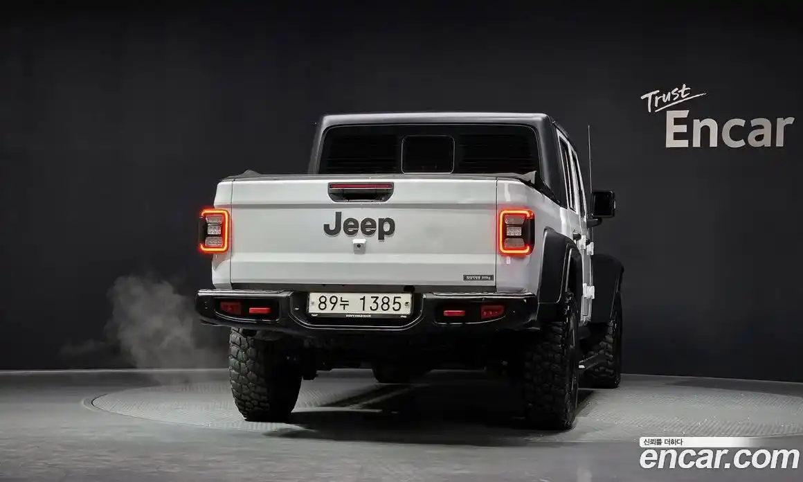 Jeep Gladiator 2020 3.6 гидро в Москве № 767343, фото 4