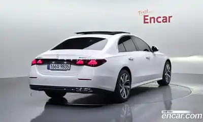 Mercedes-Benz E-Class 2025 2.0 гидро, миниатюра 2