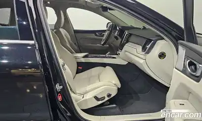 Volvo XC60 2021 2.0 гидро в Москве № 801911, миниатюра 11
