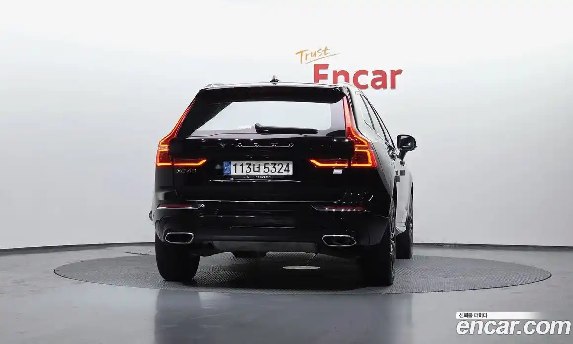 Volvo XC60 2021 2.0 гидро в Москве № 801911, фото 4