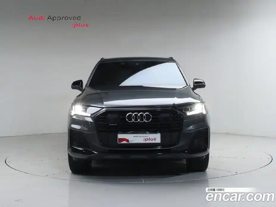 Audi Q7 2023 3.0 гидро в Москве № 823617, фото 3