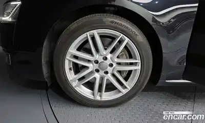 Audi A8 2015 4.1 гидро в Москве, миниатюра 5