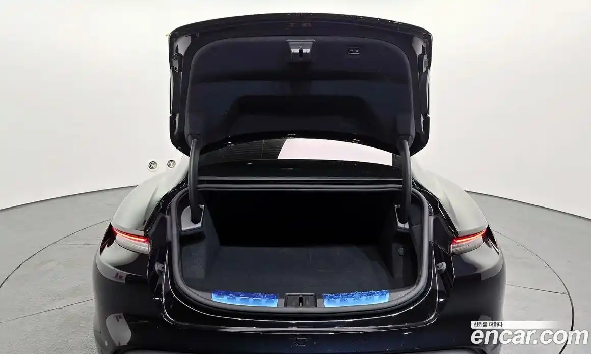 Porsche Taycan 2024 0.1 гидро в Москве № 894428, фото 20