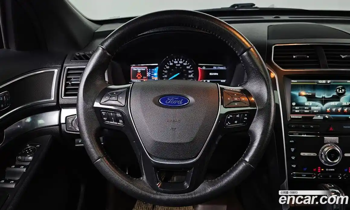 Ford Explorer 2016 2.3 гидро в Москве № 896959, фото 13