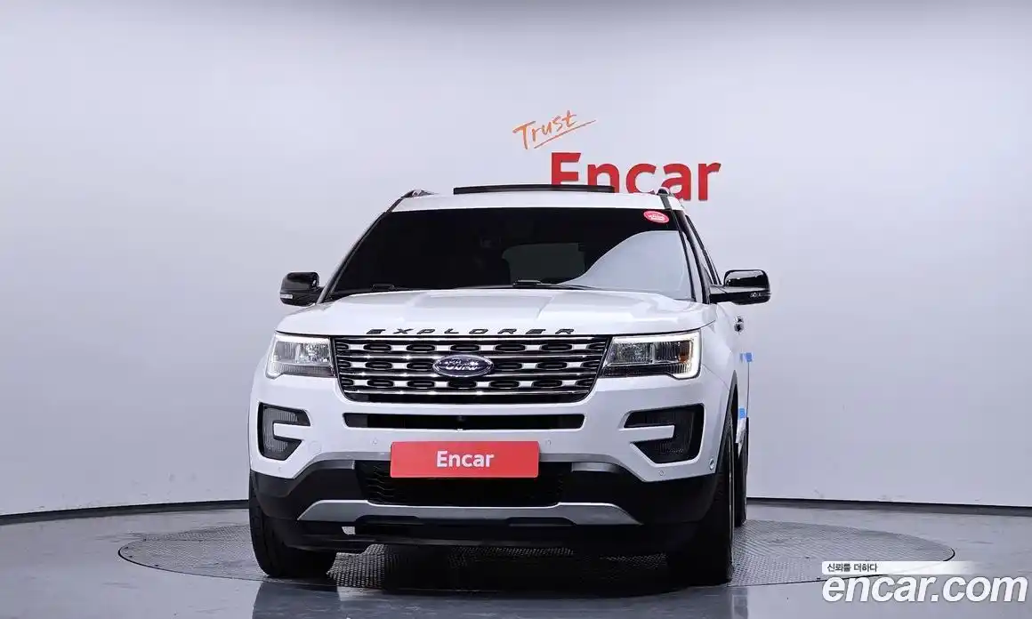 Ford Explorer 2016 2.3 гидро в Москве № 896959, фото 3
