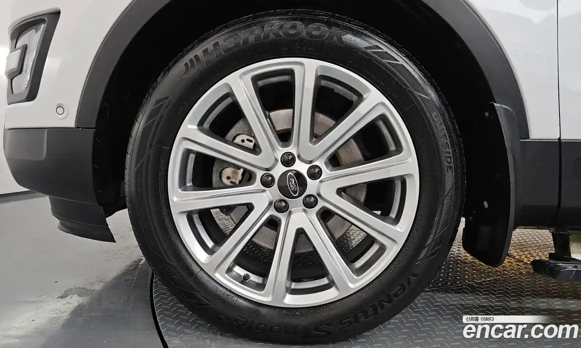 Ford Explorer 2016 2.3 гидро в Москве № 896959, фото 5