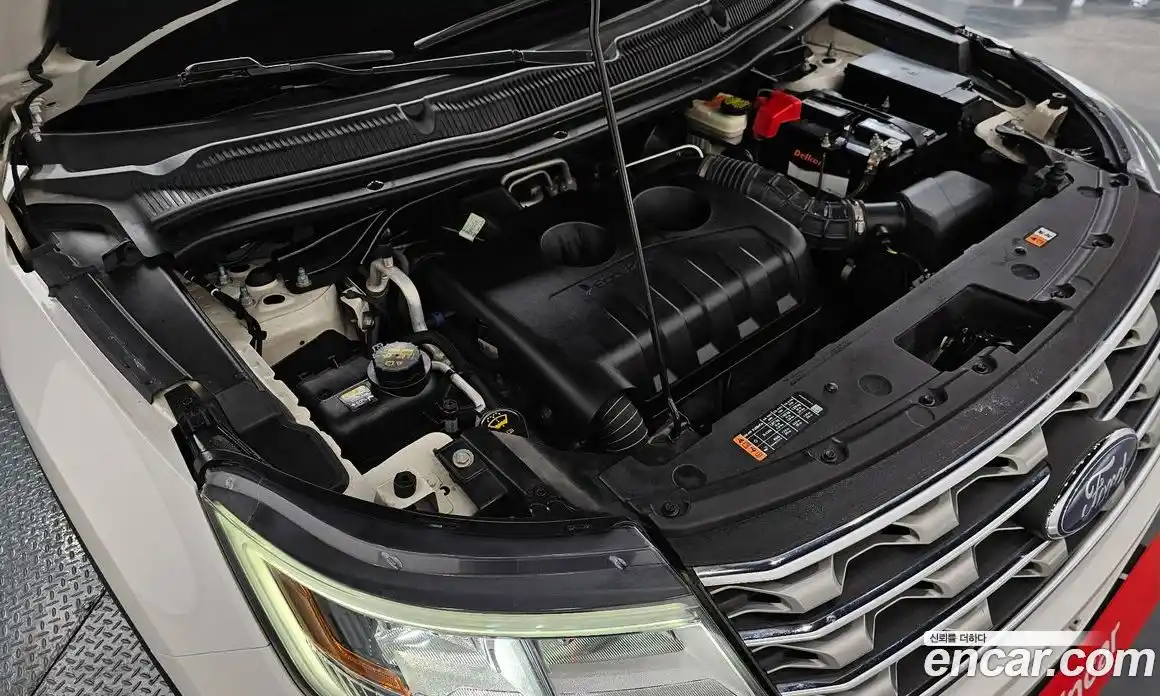 Ford Explorer 2016 2.3 гидро в Москве № 896959, фото 6
