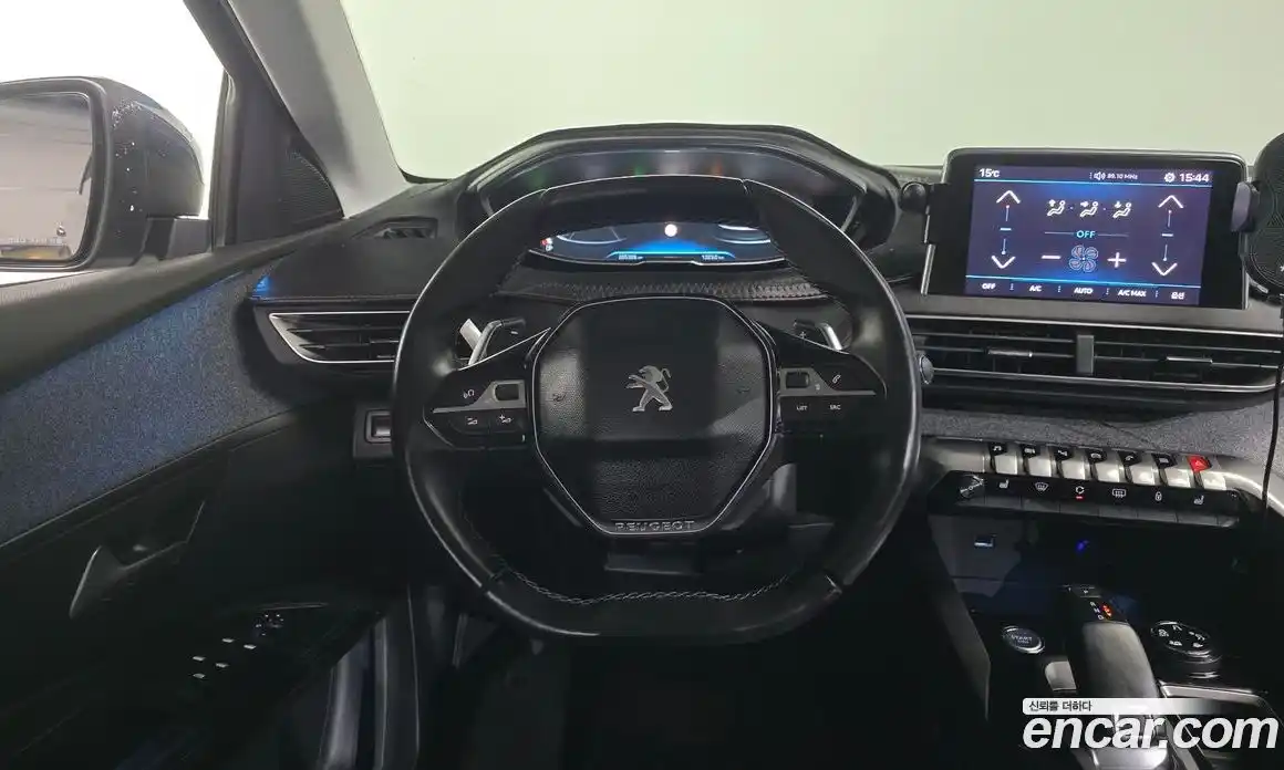 Peugeot 5008 2018 1.6 гидро в Москве № 897430, фото 13