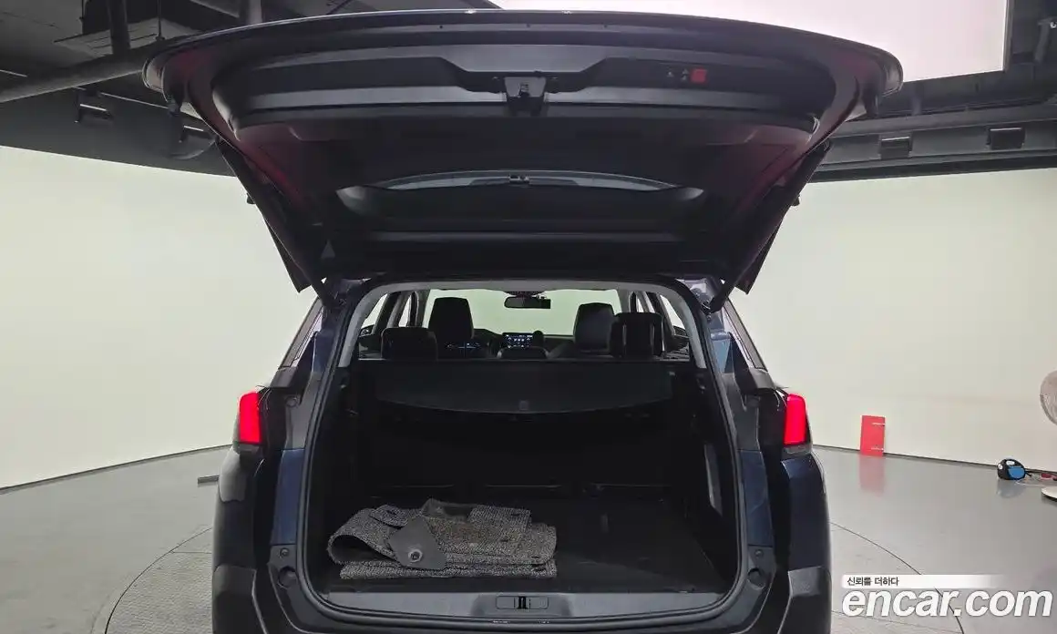 Peugeot 5008 2018 1.6 гидро в Москве № 897430, фото 20