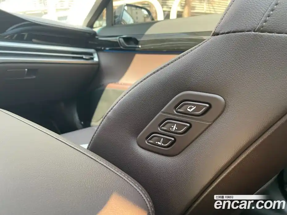 Hyundai Grandeur 2023 2.5 Автомат в Москве № 927145, фото 13