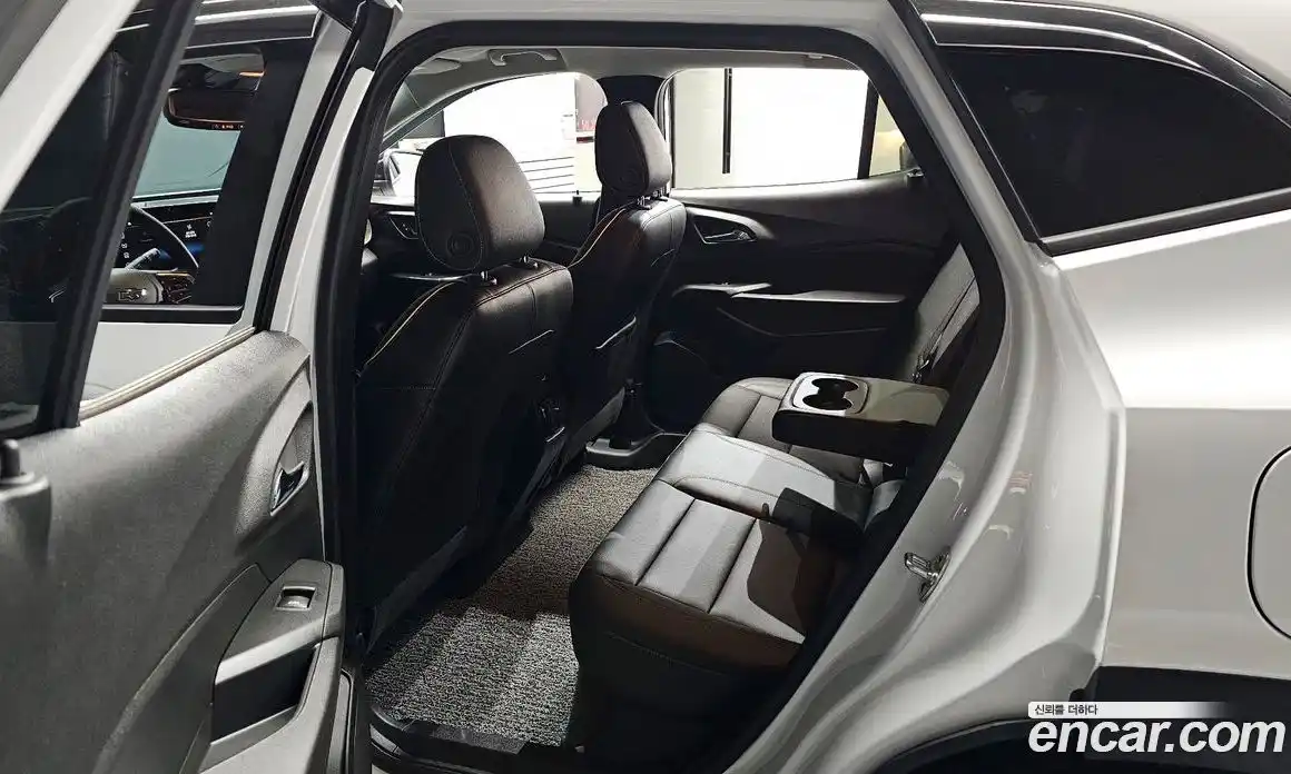 Chevrolet Trax 2023 1.2 гидро в Москве, фото 11