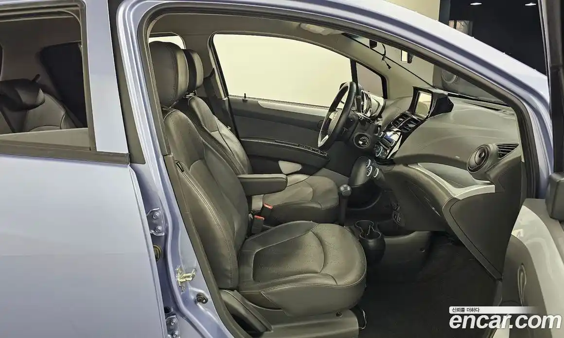 Chevrolet Spark 2014 1.0 гидро в Москве № 935335, фото 10