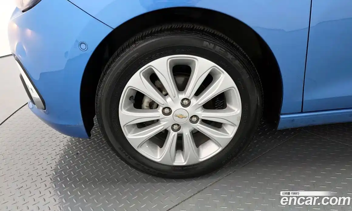 Chevrolet Spark 2016 1.0 Автомат в Москве № 935474, фото 5