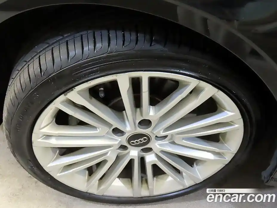 Audi A3 2018 2.0 гидро в Москве № 971383, фото 19