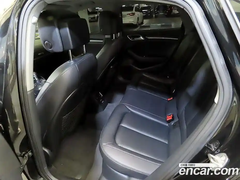 Audi A3 2018 2.0 гидро в Москве № 971383, фото 7