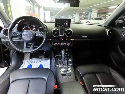Audi A3 2018 2.0 гидро в Москве № 971383, миниатюра 10