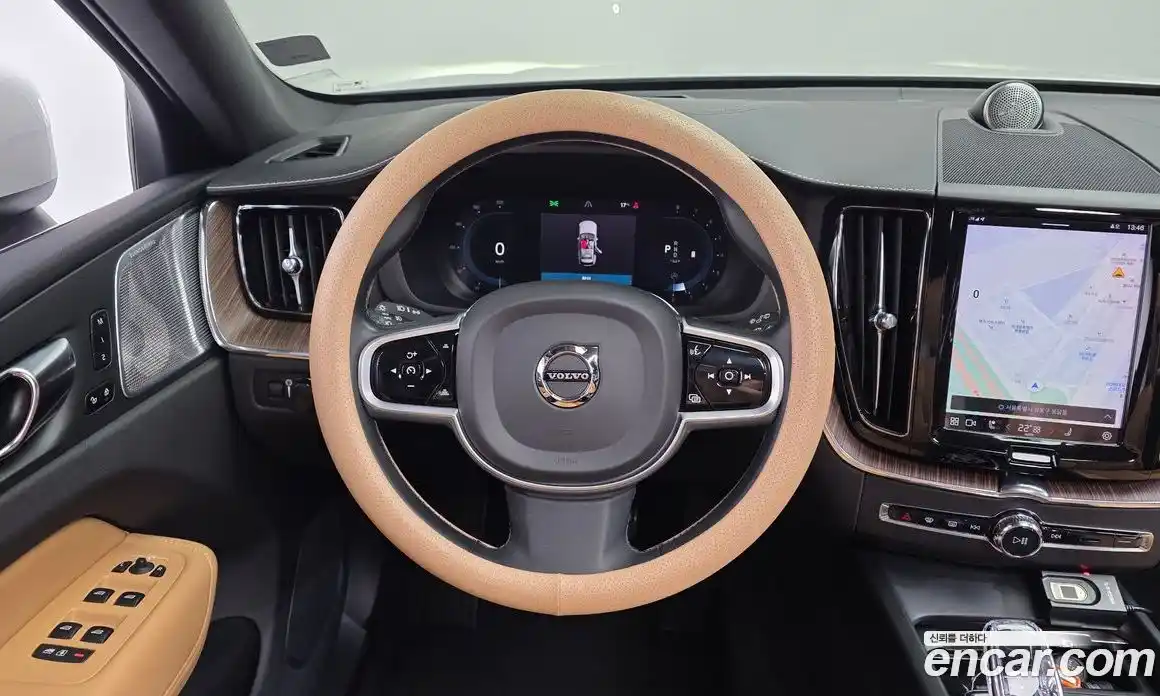 Volvo XC60 2021 2.0 гидро в Москве № 972033, фото 13