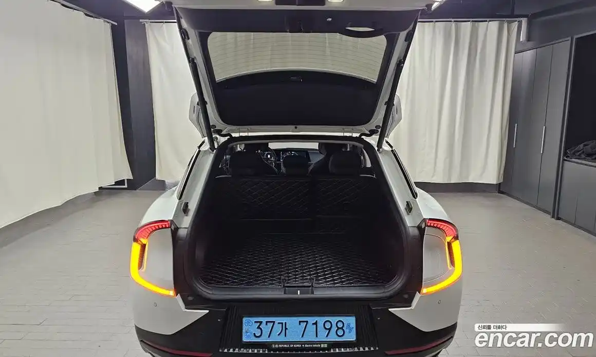 Kia EV6 2024 0.1 Автомат в Москве № 972319, фото 20