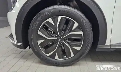 Kia EV6 2024 0.1 Автомат в Москве № 972319, миниатюра 5