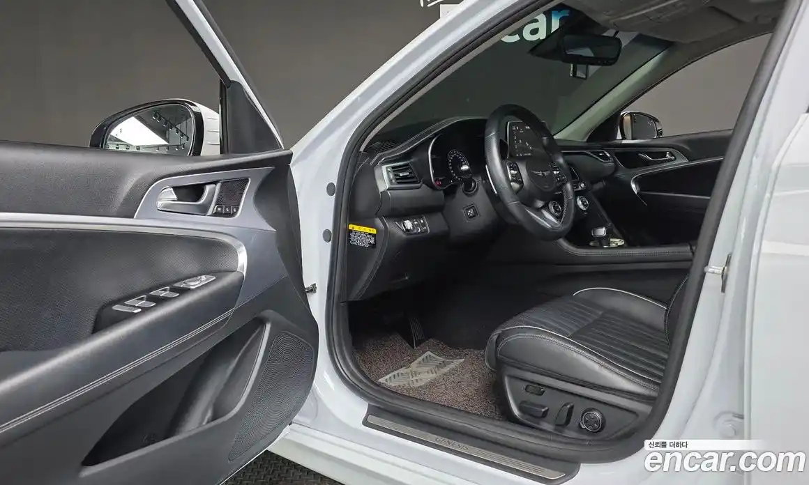 Genesis G70 2018 2.0 гидро в Москве № 973274, фото 12