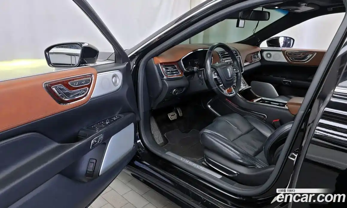 Lincoln Continental 2017 3.0 гидро в Москве № 986084, фото 10