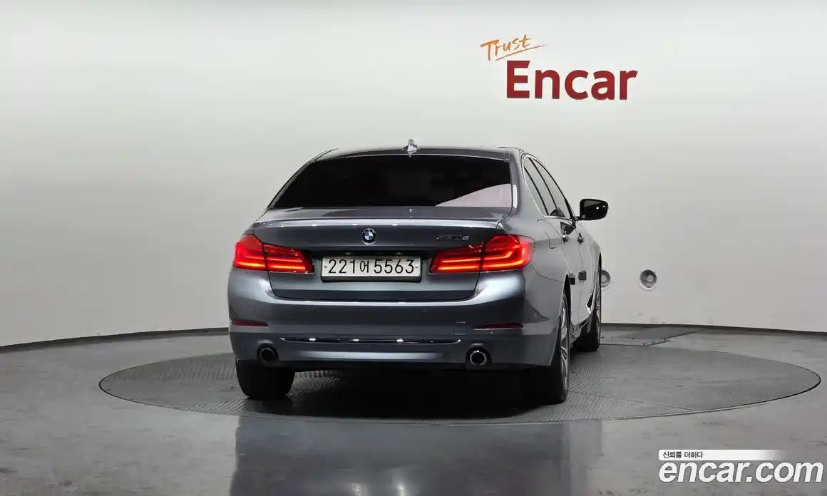 BMW 5-Series 2020 2.0 Автомат в Москве № 1004885, фото 4