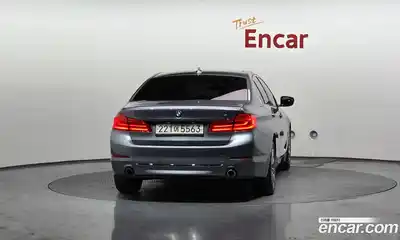 BMW 5-Series 2020 2.0 Автомат в Москве № 1004885, миниатюра 4