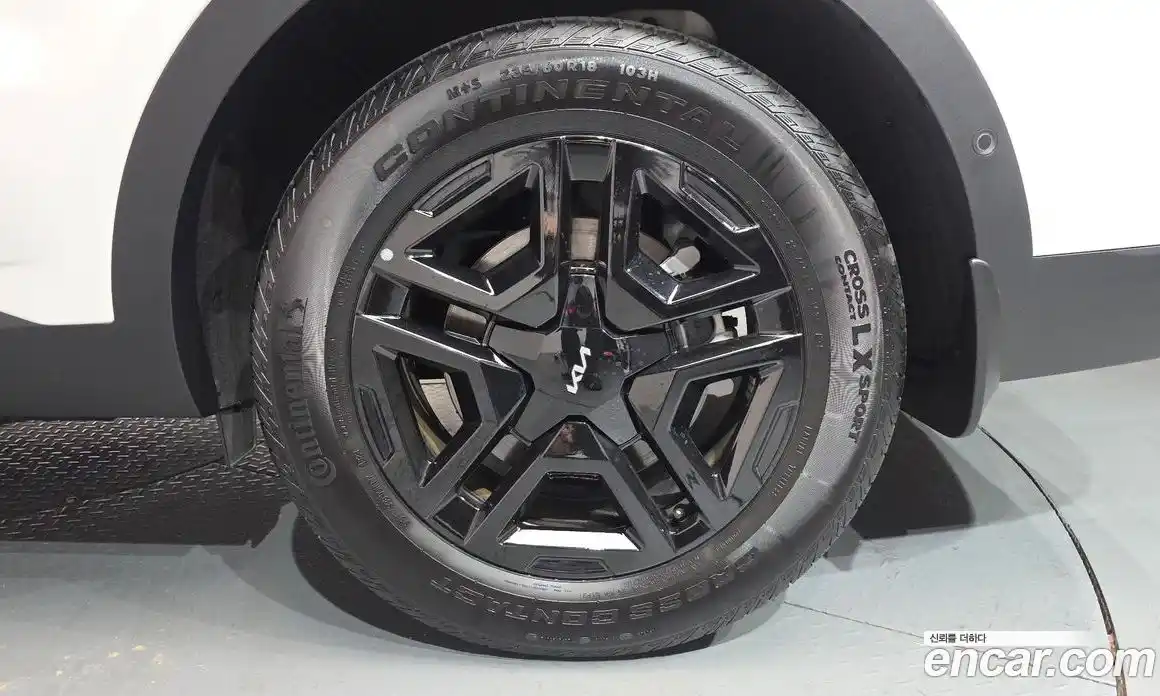 Kia Sorento 2024 1.6 Автомат в Москве № 1009340, фото 4