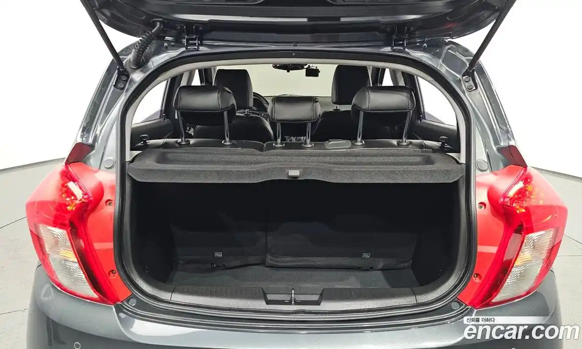 Chevrolet Spark 2018 1.0 Автомат в Москве № 1011626, фото 19