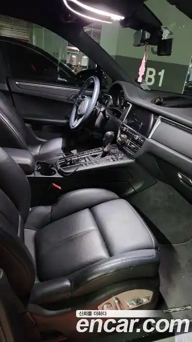 Porsche Macan 2019 2.0 гидро в Москве № 1012180, миниатюра 11