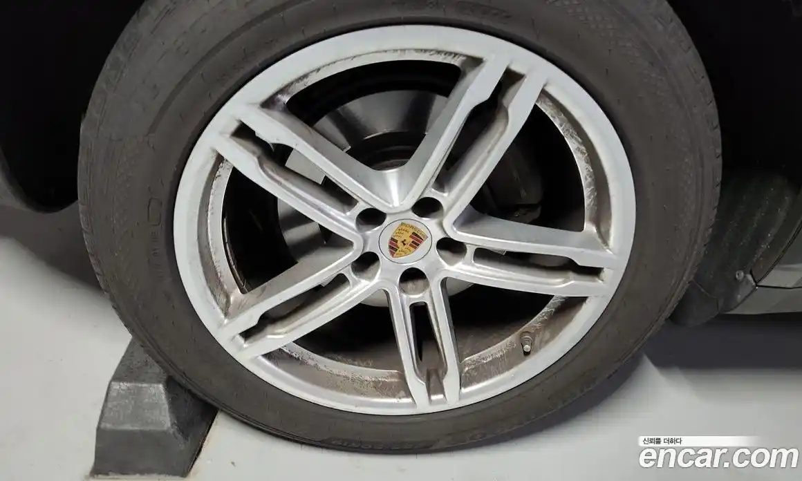 Porsche Macan 2019 2.0 гидро в Москве № 1012180, фото 6