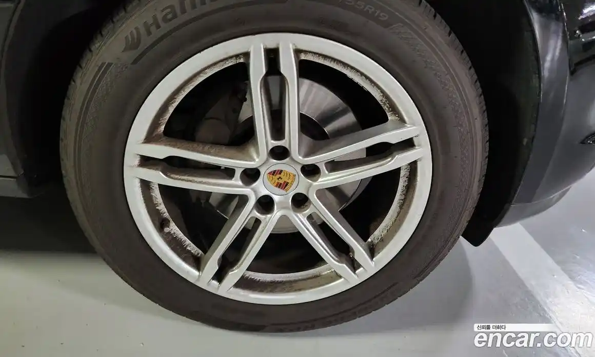 Porsche Macan 2019 2.0 гидро в Москве № 1012180, фото 8