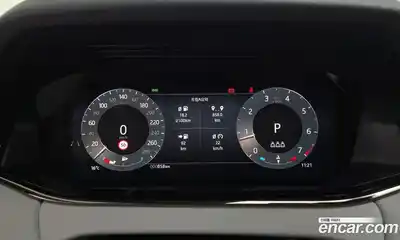 Land Rover Range-Rover Evoque 2025 2.0 гидро в Москве № 1012387, миниатюра 12