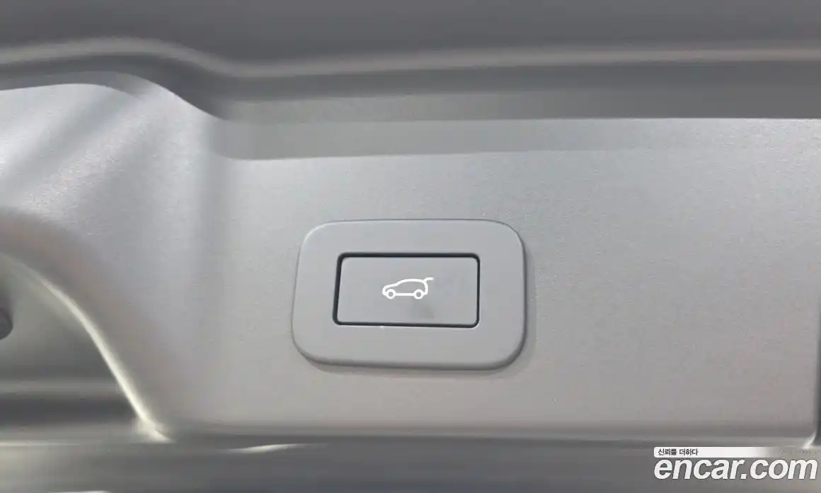 Land Rover Range-Rover Evoque 2025 2.0 гидро в Москве № 1012387, фото 20