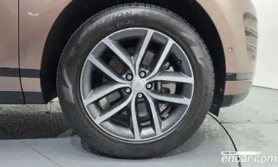 Land Rover Range-Rover Evoque 2025 2.0 гидро в Москве № 1012387, миниатюра 9
