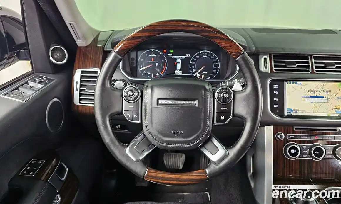 Land Rover Range-Rover 2014 5.0 гидро в Москве № 1013536, фото 13
