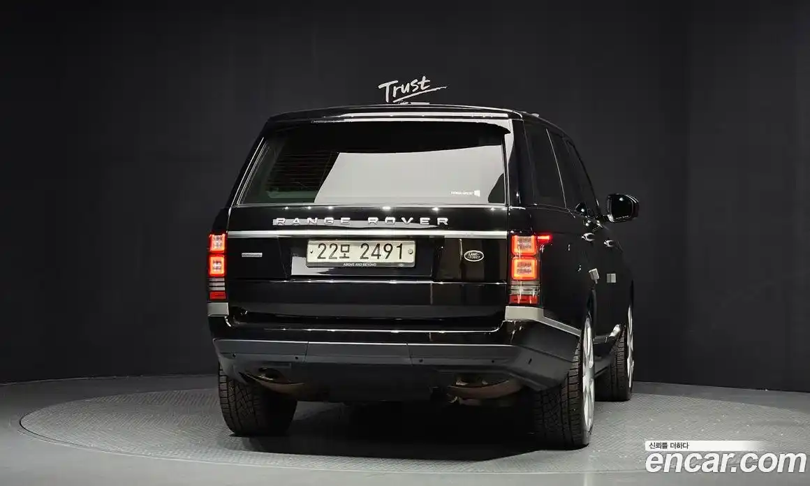 Land Rover Range-Rover 2014 5.0 гидро в Москве № 1013536, фото 4