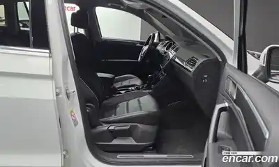 Volkswagen Tiguan 2020 2.0 гидро в Москве № 1014500, миниатюра 11