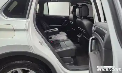 Volkswagen Tiguan 2020 2.0 гидро в Москве № 1014500, миниатюра 12