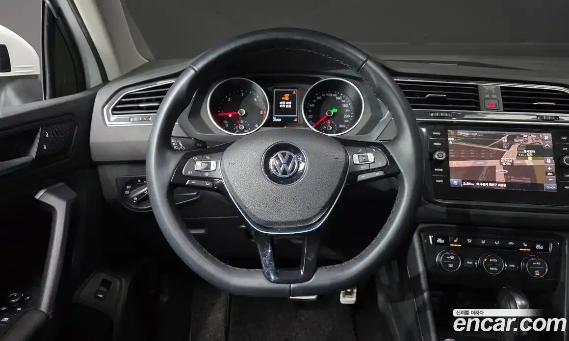 Volkswagen Tiguan 2020 2.0 гидро в Москве № 1014500, фото 13