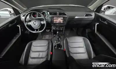 Volkswagen Tiguan 2020 2.0 гидро в Москве № 1014500, миниатюра 7