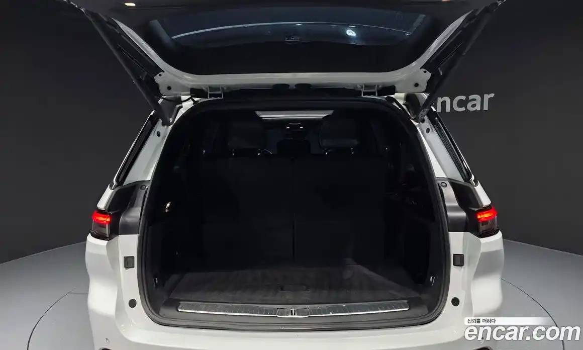 Jeep Cherokee 2022 3.6 гидро в Москве № 1014966, фото 20