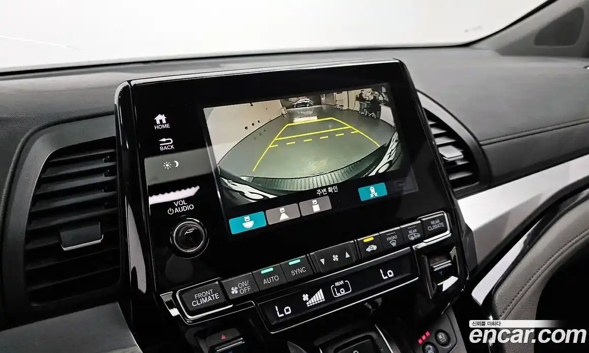 Honda Odyssey 2018 3.5 гидро в Москве № 1015371, фото 17