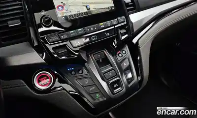 Honda Odyssey 2018 3.5 гидро в Москве № 1015371, миниатюра 9