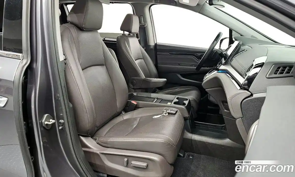Honda Odyssey 2018 3.5 гидро в Москве № 1015371, фото 10