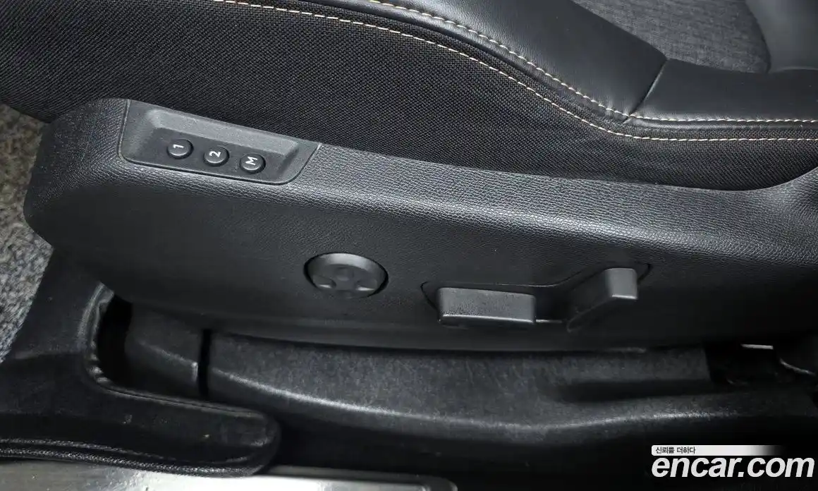 Peugeot 3008 2018 1.6 гидро в Москве № 1015828, фото 17