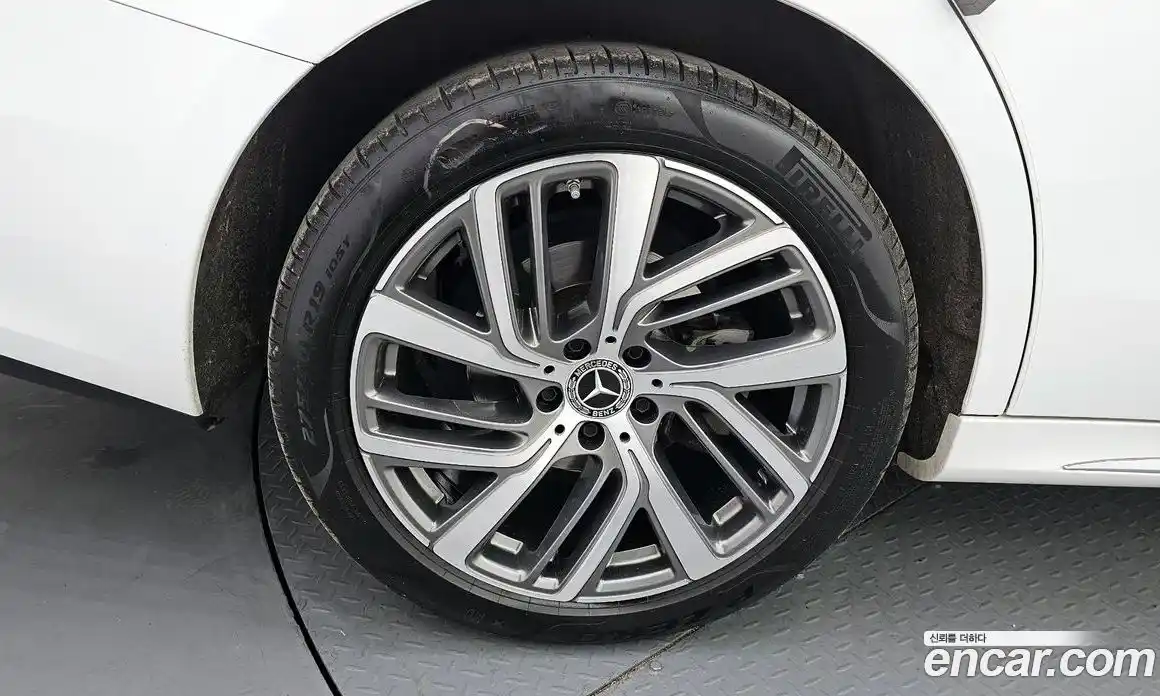 Mercedes-Benz E-Class 2024 2.0 гидро в Москве № 141353, фото 4