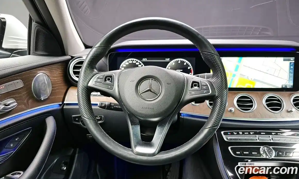 Mercedes-Benz E-Class 2018 2.0 гидро в Москве, фото 13